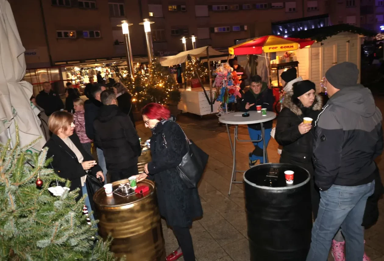 Tamburaški sastav Prim Čakovec advent (20)