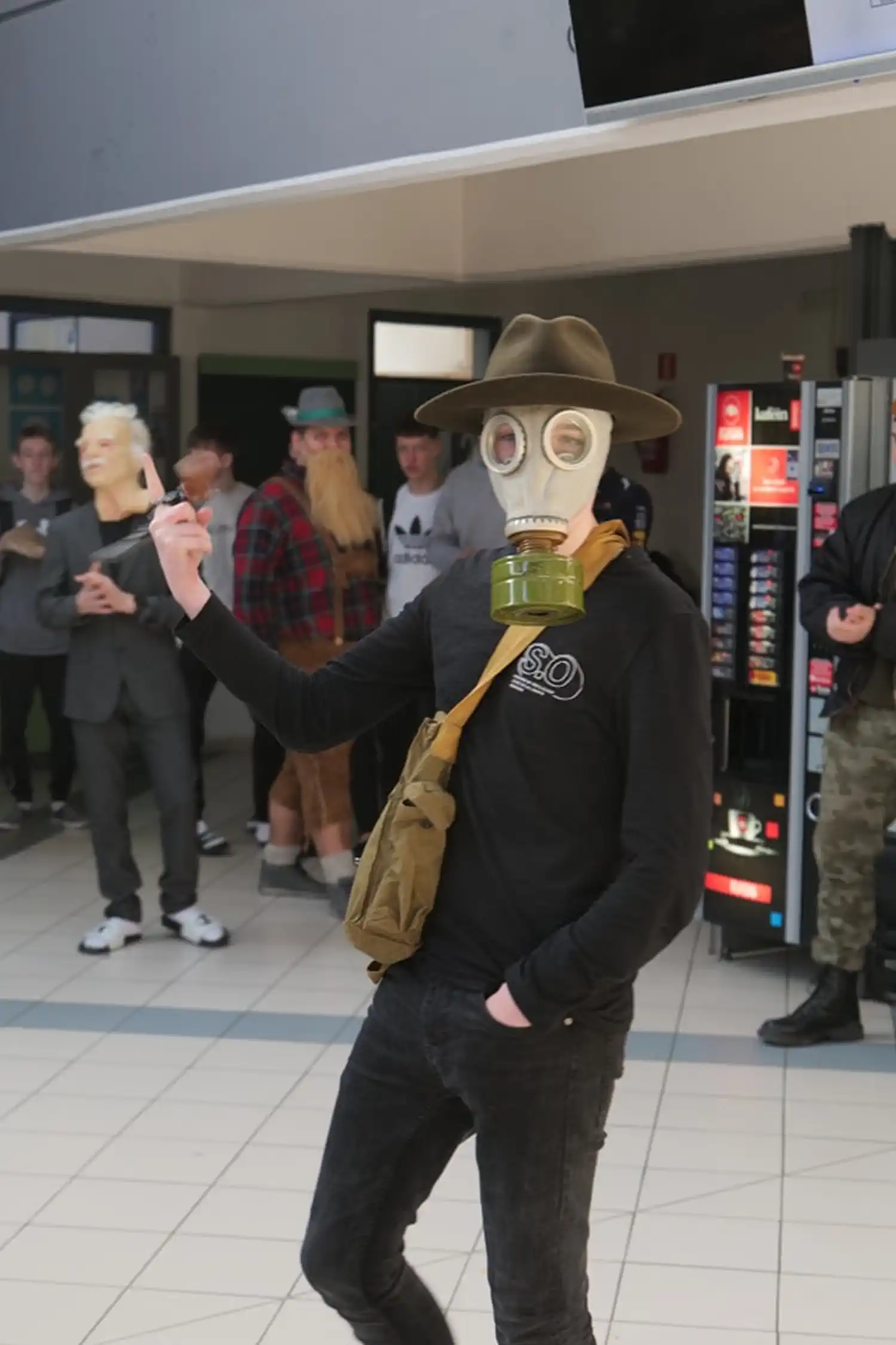 Tehnička škola ČK maškare 2025 (15) Tehnička škola ČK maškare 2025 (15)