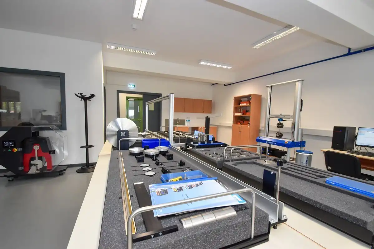 Tehnička škola Čakovec zgrada (3) Tehnička škola Čakovec zgrada (3)