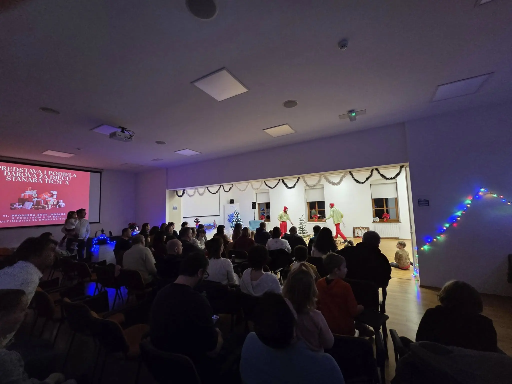 Tehnološko-inovacijski centar Međimurje predstava djed Božićnjak (2) Tehnološko-inovacijski centar Međimurje predstava djed Božićnjak (2)