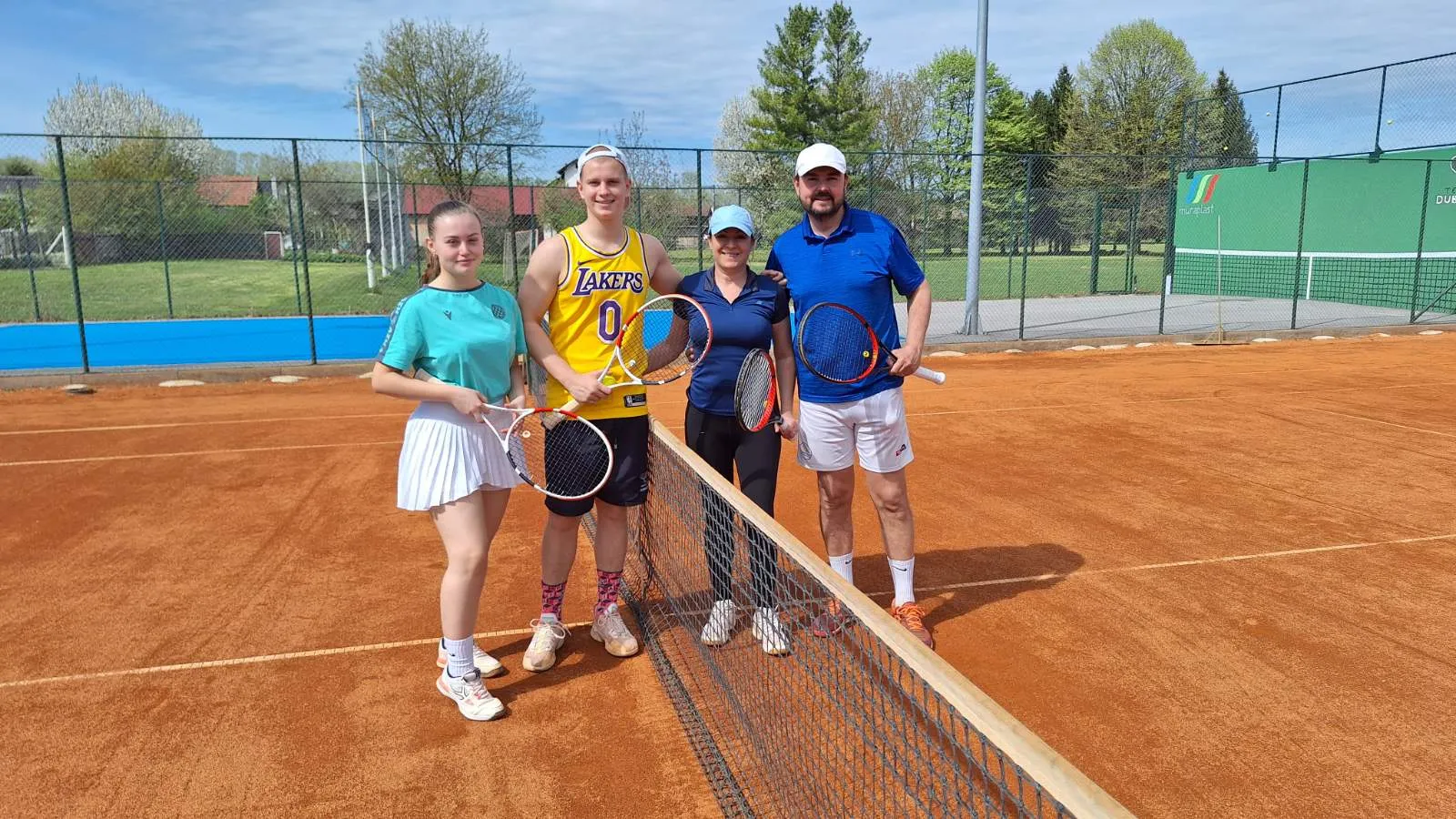 Tenis klub Dubravčan (12) Tenis klub Dubravčan (12)