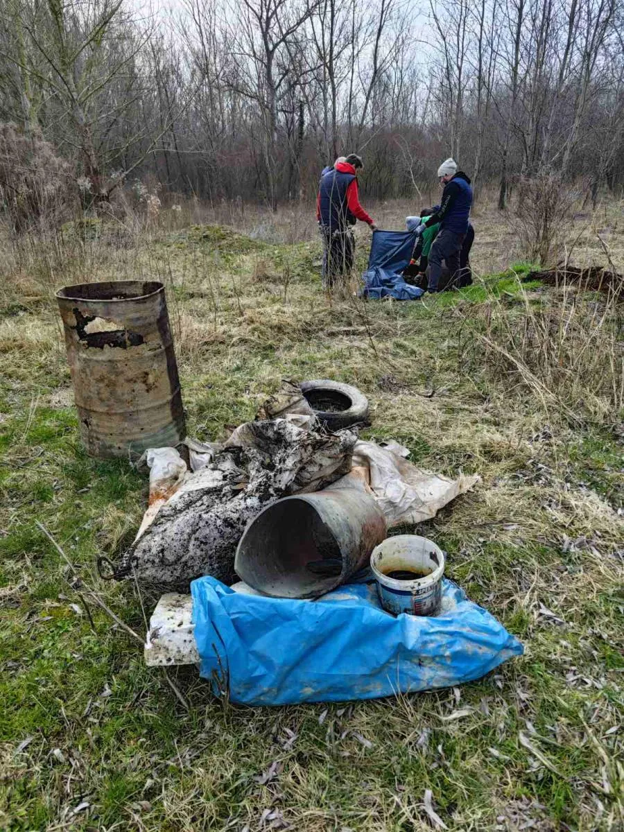 Teniski klub Dubravčan – radna akcija (4) Teniski klub Dubravčan – radna akcija (4)
