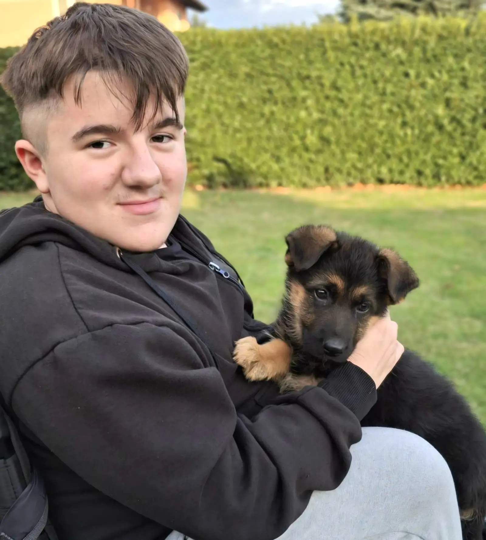 Teo Škvorc, Tajana Škvorc, Strahoninec, osteogenesis, stakleni, staklene kosti, udruga (8) Teo Škvorc, Tajana Škvorc, Strahoninec, osteogenesis, stakleni, staklene kosti, udruga (8)