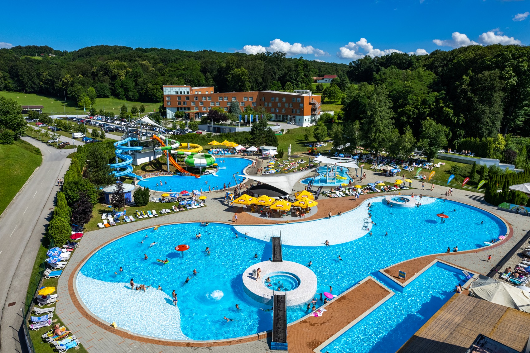 Aquapark Martilandia, službeno otvara ljetnu sezonu u subotu, 21. lipnja, uz novo sunčalište, obnovljeni dječji kutak i prepoznatljive subotnje partyje