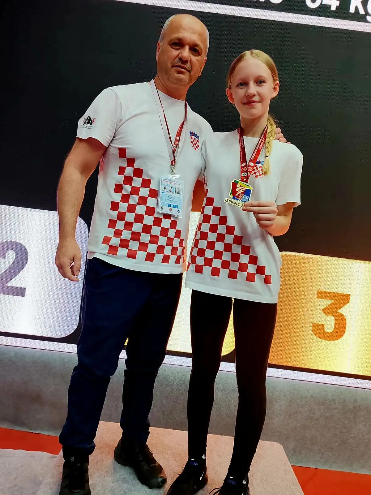 Tesa Balog1 Tesa Balog1