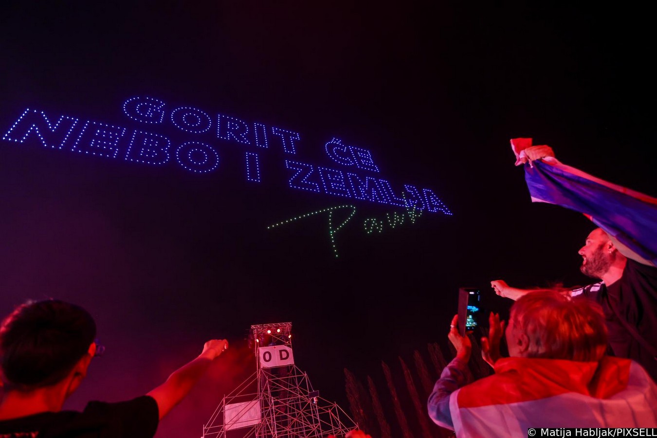 Scenografija dronovima na koncertu Marka Perkovića Thompsona