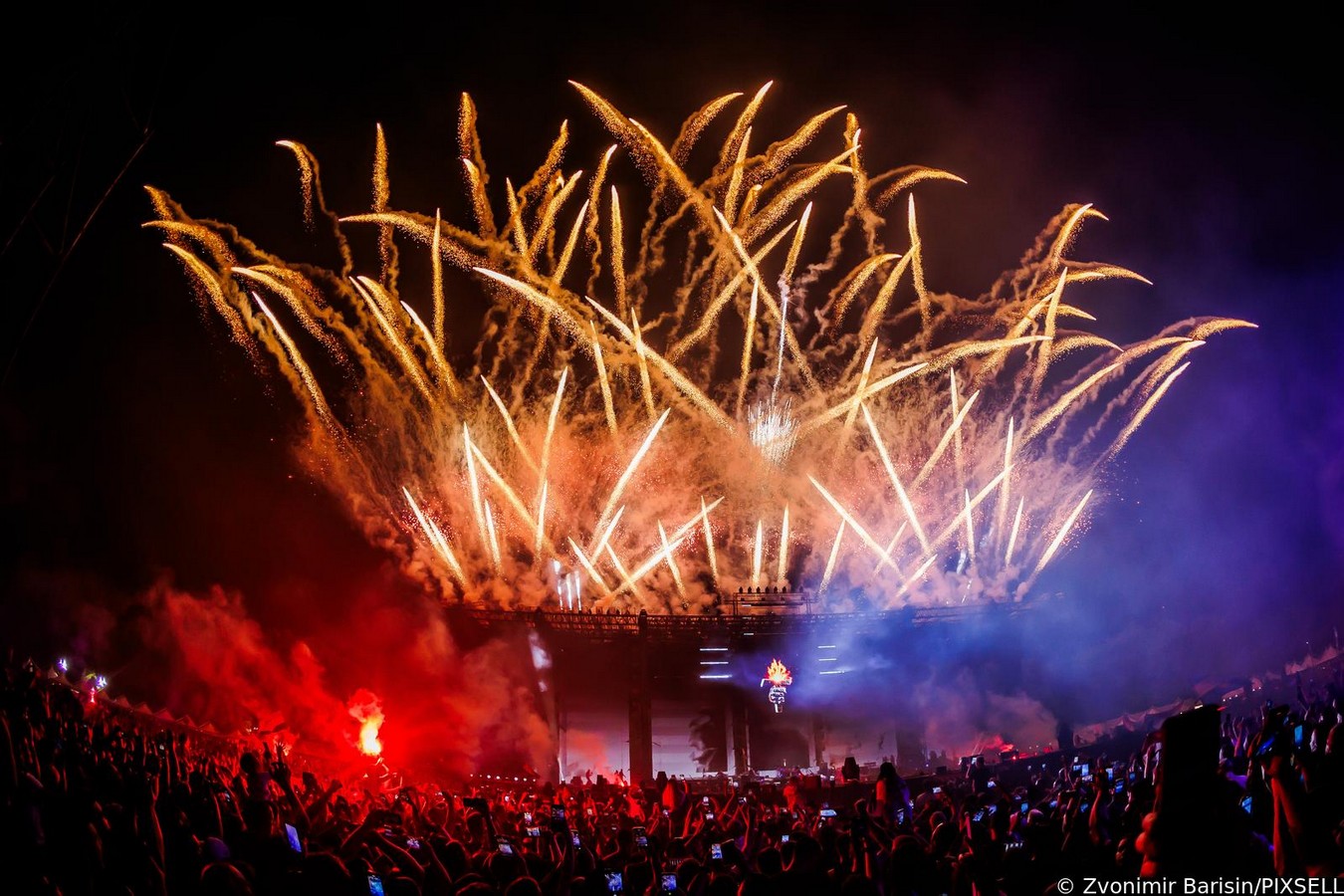 Veliki koncert Marka Perkovića Thompsona u Sinju