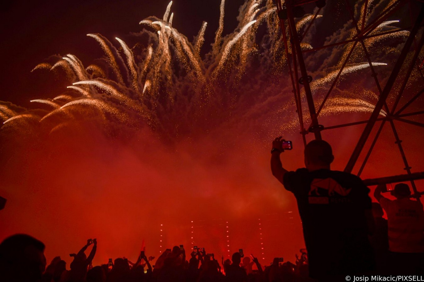 Veliki koncert Marka Perkovića Thompsona u Sinju