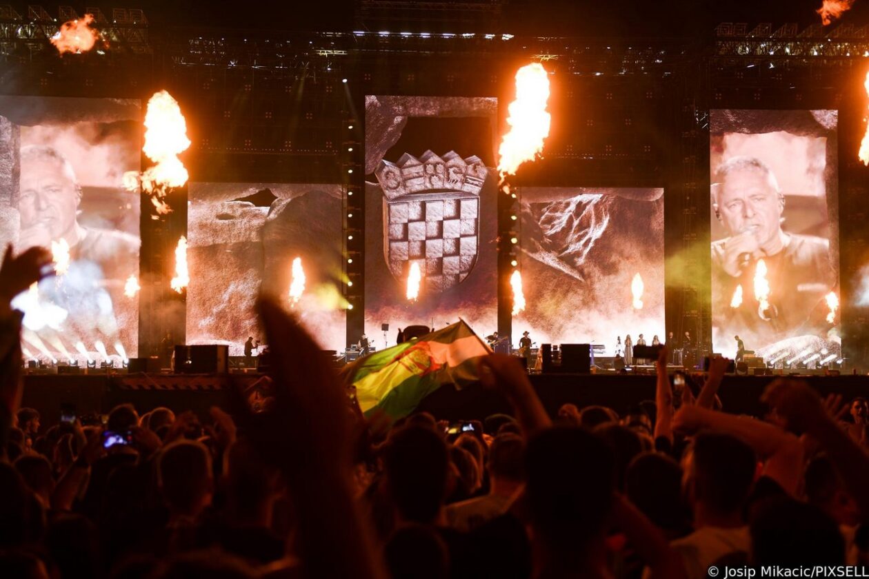 Veliki koncert Marka Perkovića Thompsona u Sinju Veliki koncert Marka Perkovića Thompsona u Sinju