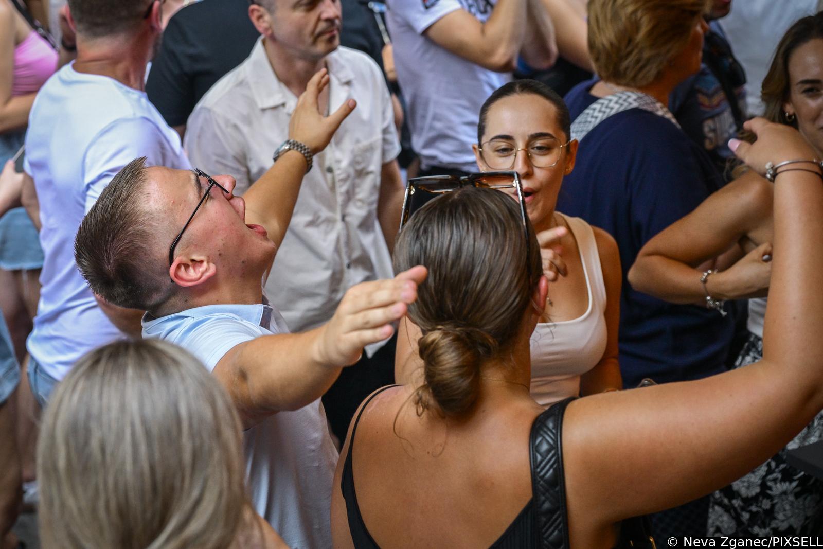 Zagreb: Atmosfera u centru grada uoči sutrašnjeg koncerta Marka Perkovića Thompsona