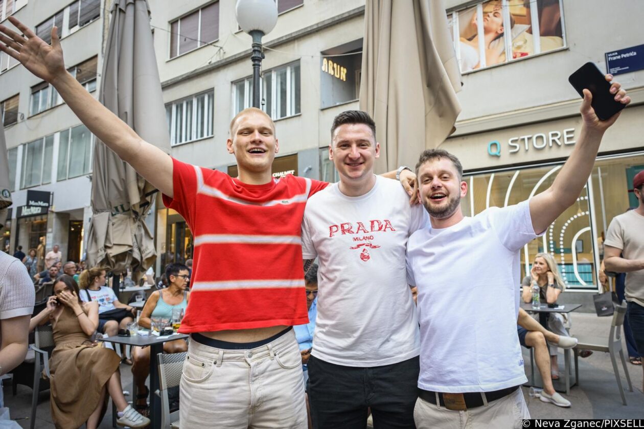 Zagreb: Atmosfera u centru grada uoči sutrašnjeg koncerta Marka Perkovića Thompsona