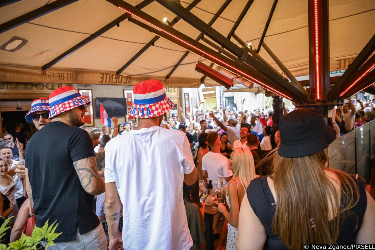 Zagreb: Atmosfera u centru grada uoči sutrašnjeg koncerta Marka Perkovića Thompsona