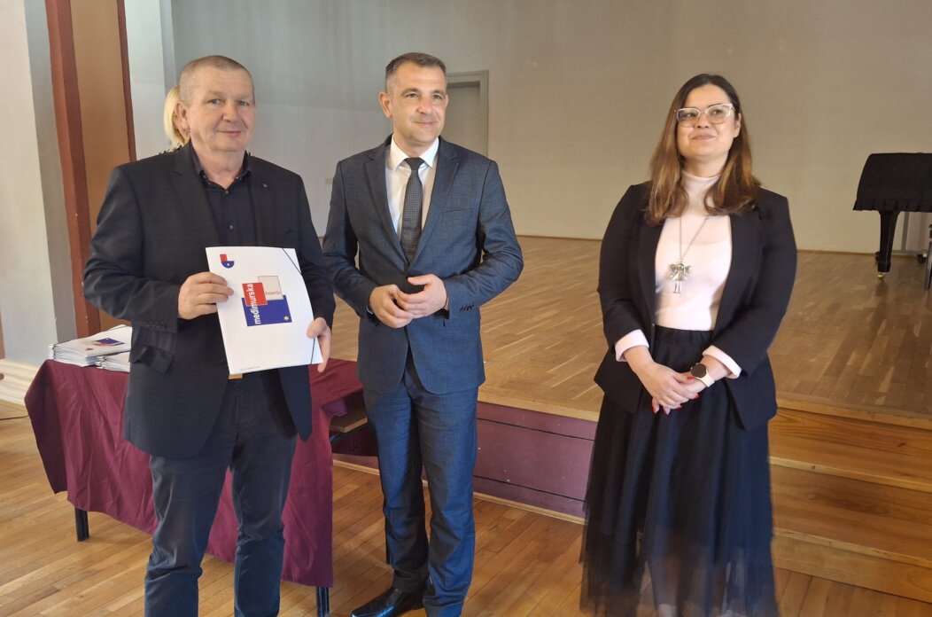 Tigrovi, Alojz Fleten (1) Tigrovi, Alojz Fleten (1)