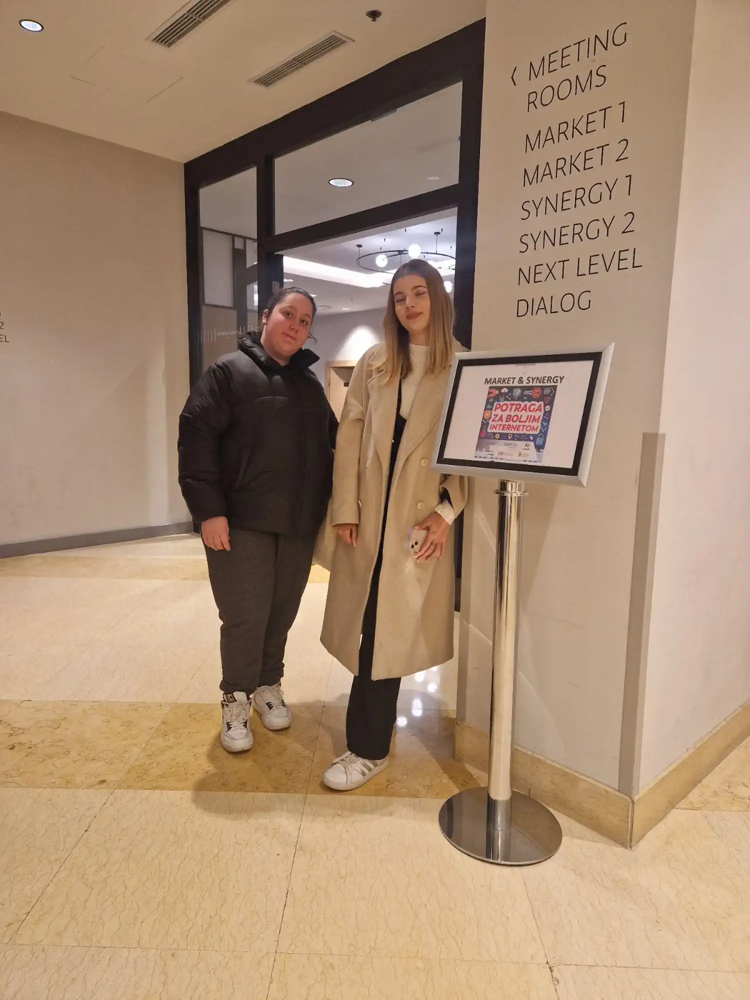 Tijana Barlović na konferenciji u Zagrebu Njezin video među najboljima u Hrvatskoj (2) Tijana Barlović na konferenciji u Zagrebu Njezin video među najboljima u Hrvatskoj (2)