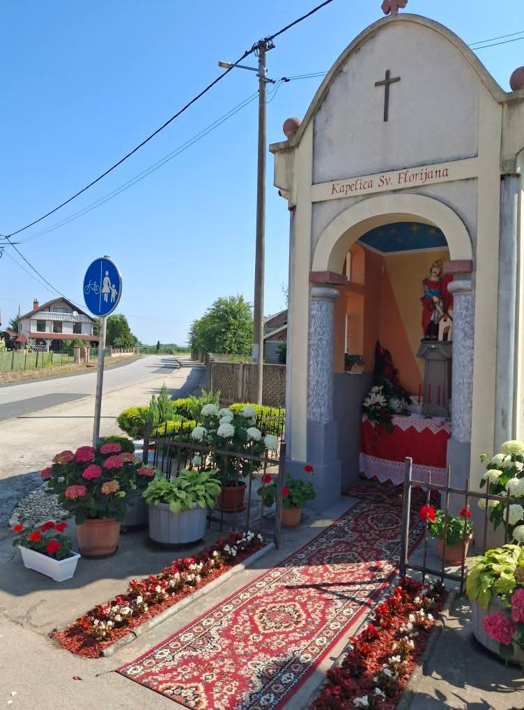 Tijelovo, kapelice u Belici (4) Tijelovo, kapelice u Belici (4)