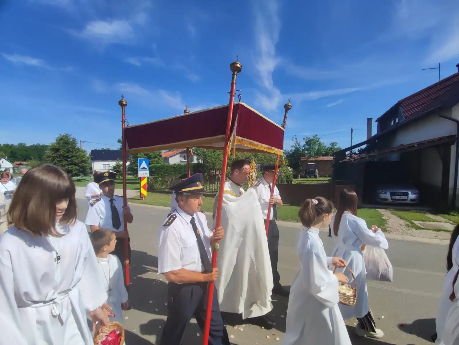 Tijelovo – procesija u Kotoribi (23)