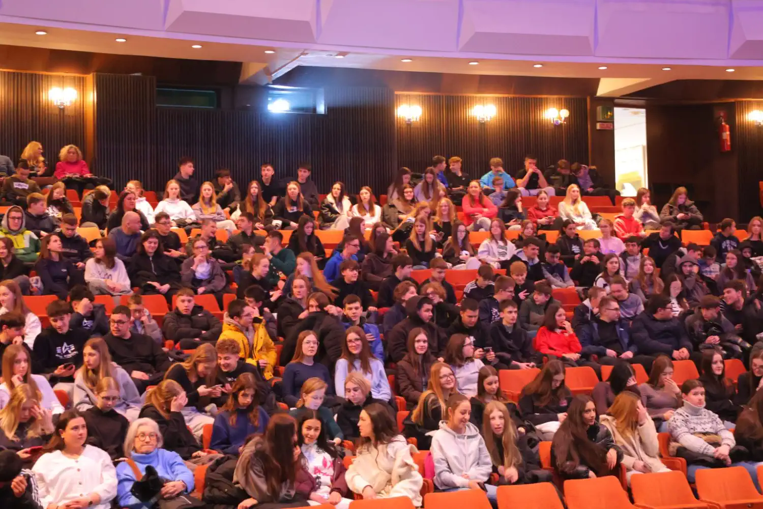 Toni Milun podučio školarce kako pametno upravljati novcem (10)