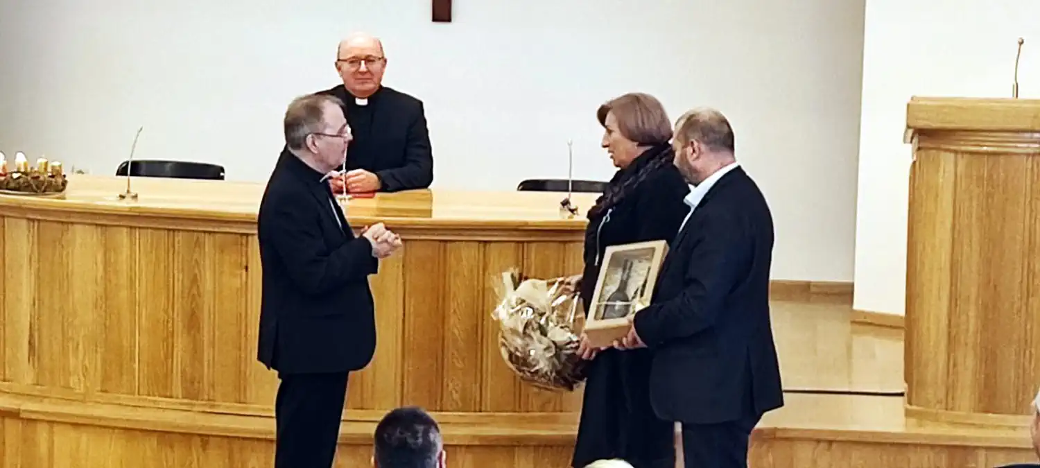 Tradicionalni božićni susret varaždinskog biskupa Radoša s ravnateljima škola (7)