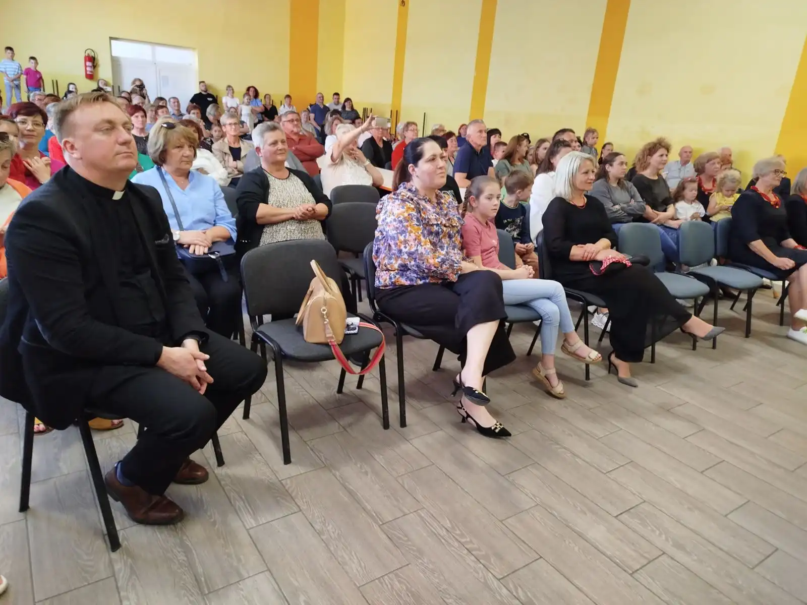 Tradicionalni koncert uoci majčinog dana, organizator zbor Vinko Žganec (1)