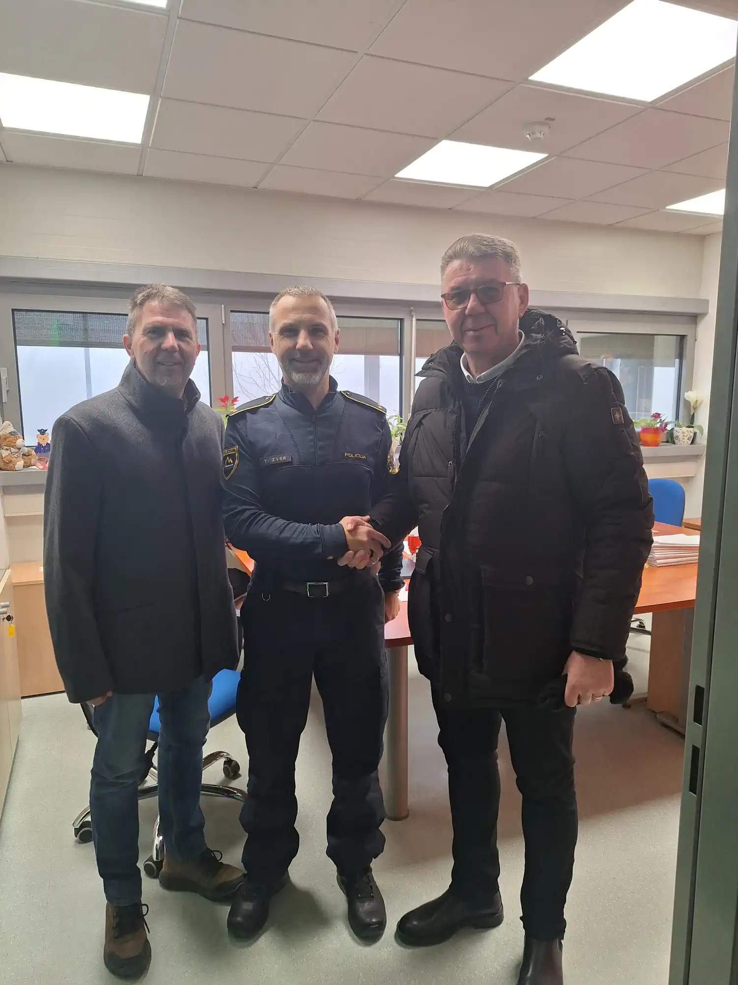 Tradicionalni posjet gradonačelnika Dražena Srpaka dežurnim službama (3)