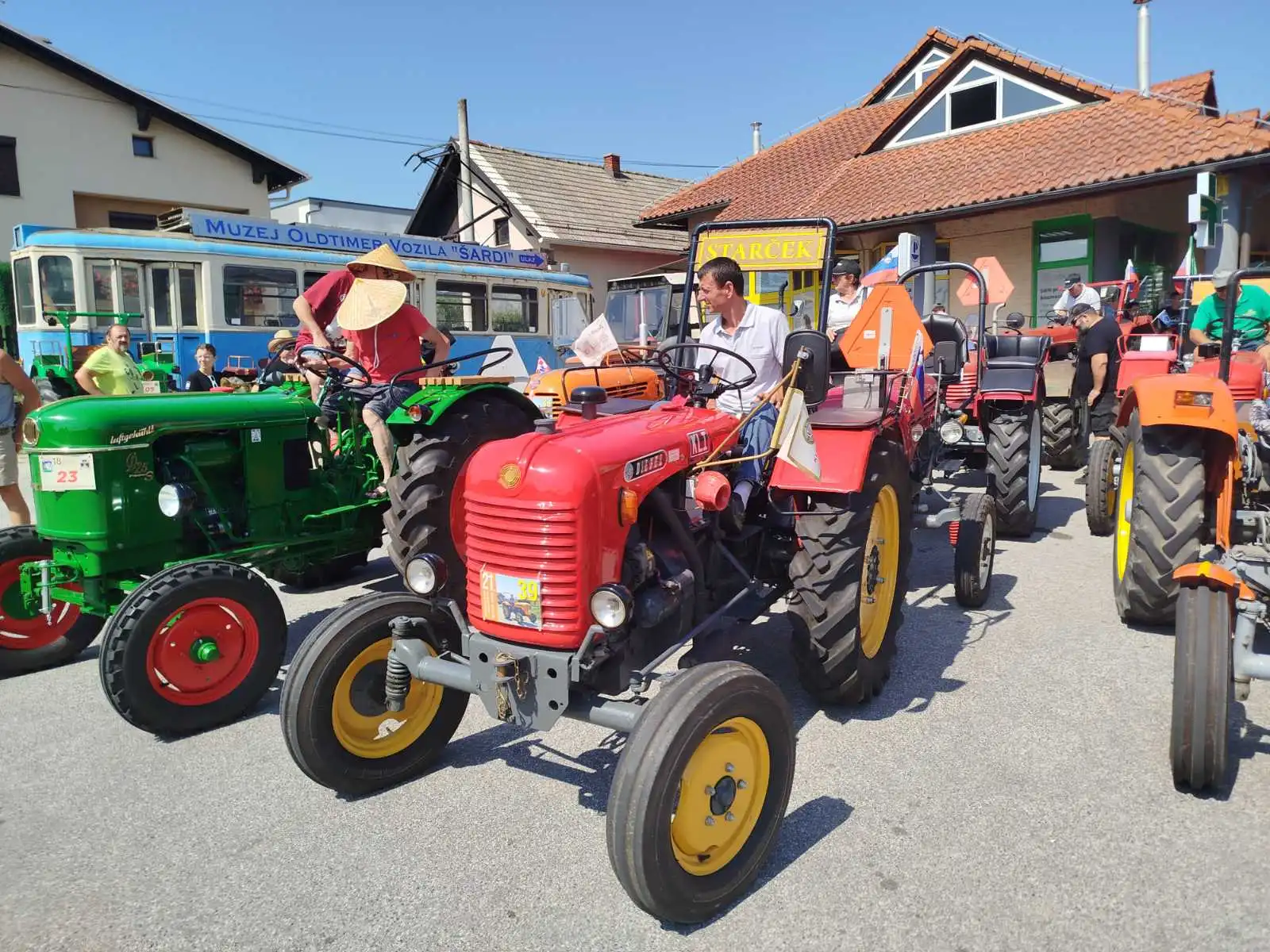 Traktorijada u Selnici (1) Traktorijada u Selnici (1)