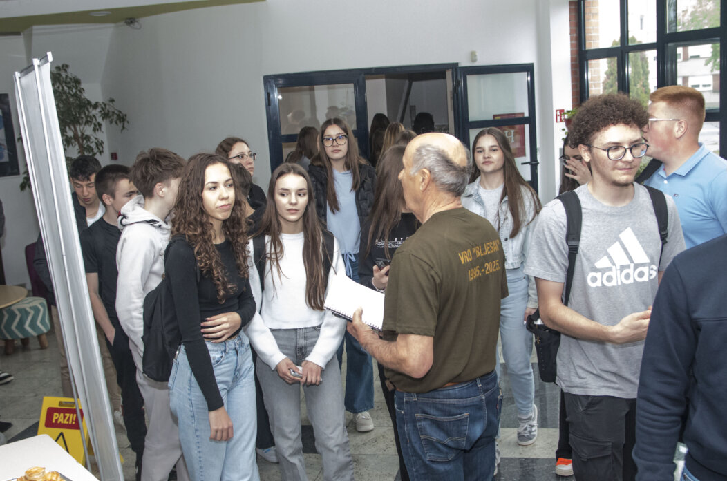 Tribina Domovinski rat i VRO Bljesak (7) Tribina Domovinski rat i VRO Bljesak (7)