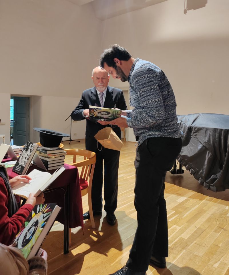 Trojezična zbirka Gregora Kraljića predstavljena u Čakovcu (5)