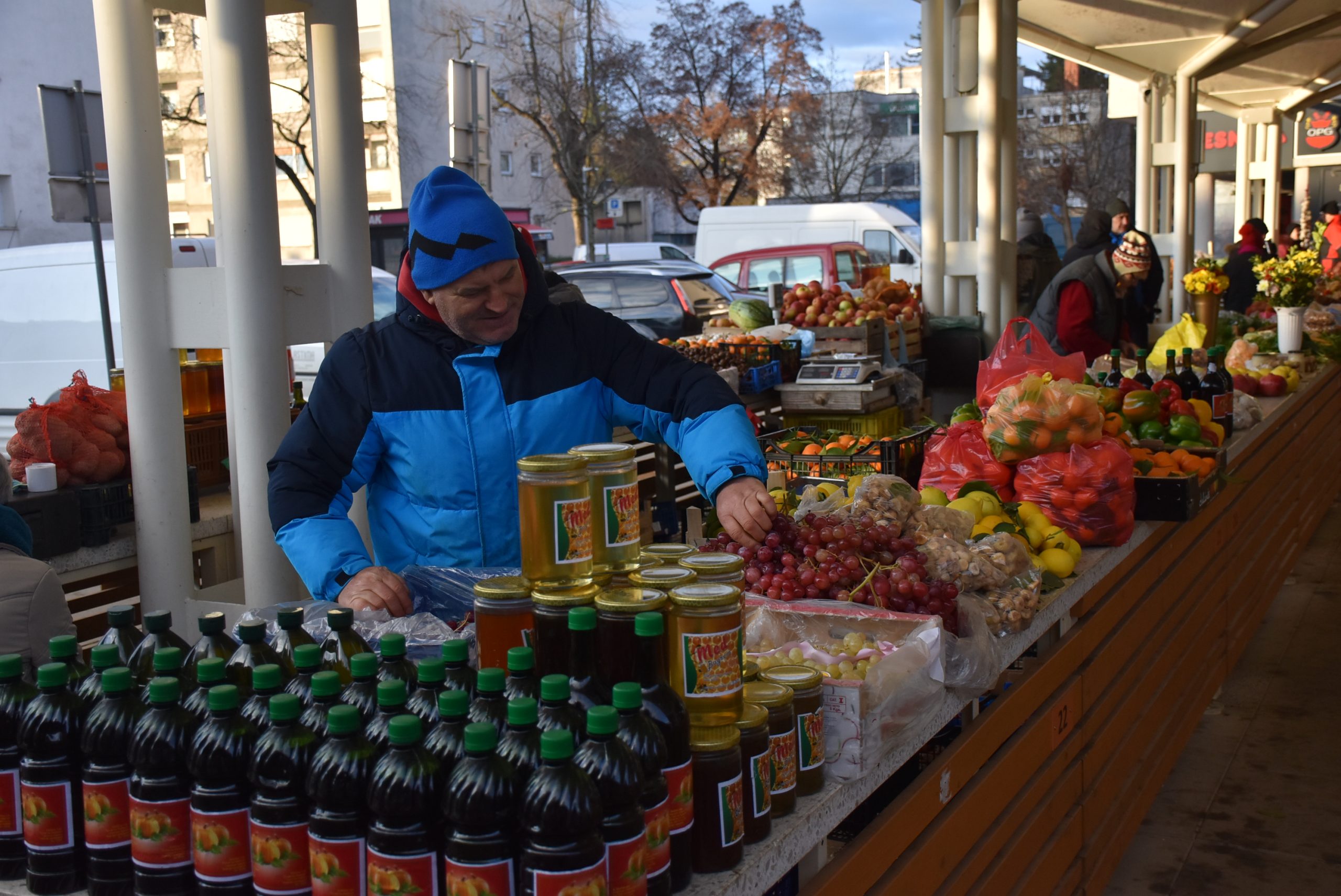 Tržnica, Čakovec 30.11.24 (2) Tržnica, Čakovec 30.11.24 (2)
