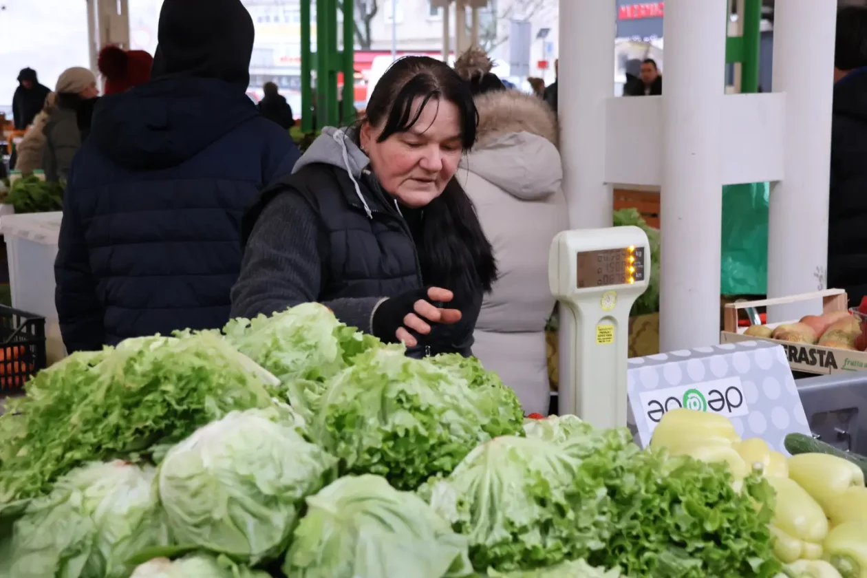 Tržnica Čakovec badnjak 24.12.2025 (7) Tržnica Čakovec badnjak 24.12.2025 (7)