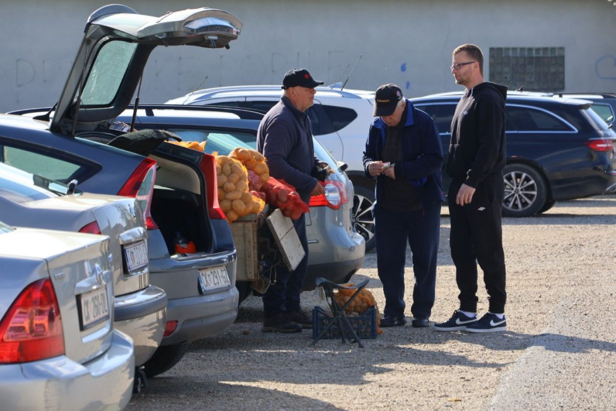 Tržnica prelog uoči usrksa 2026 (1)