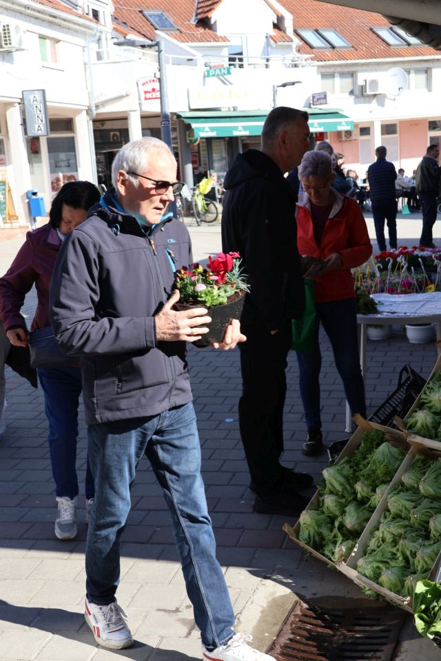 Tržnica prelog uoči usrksa 2026 (43)