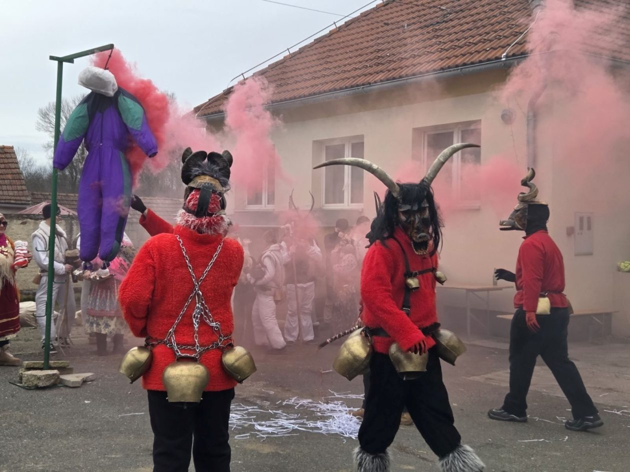 Turčišće fašnik 233