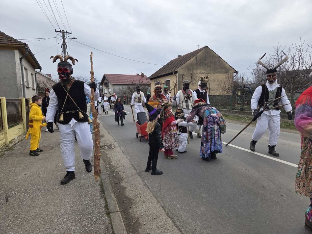 Turčišće fašnik 250