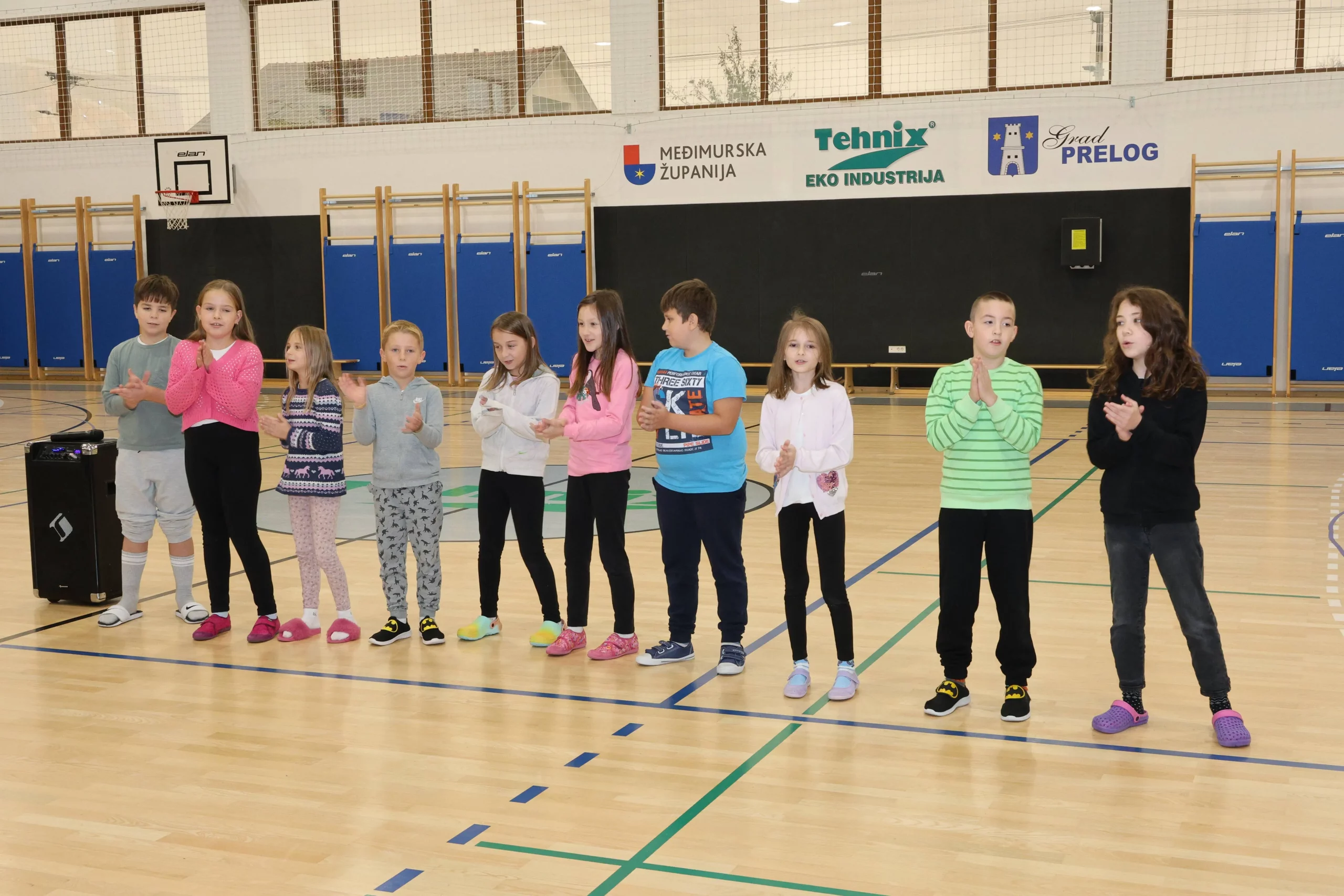 U OŠ Draškovec otvorena vanjska učionica i izložba naše suradnice Mateje Balent (19)