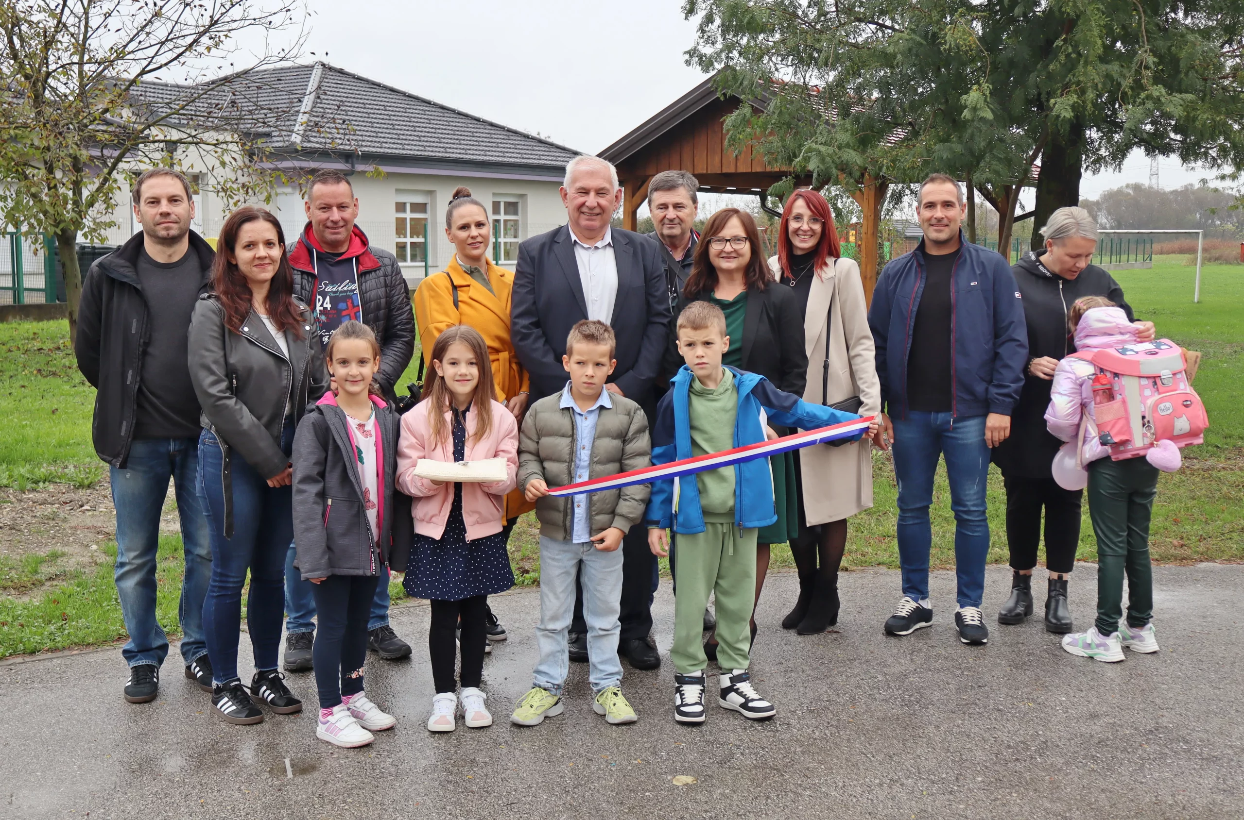 U OŠ Draškovec otvorena vanjska učionica i izložba naše suradnice Mateje Balent (2)