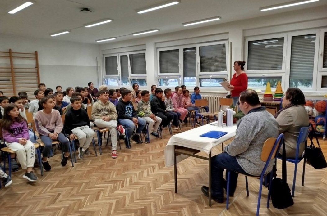 U OŠ dr. Ivana Novaka Macinec gostovao pjesnik Danijel Kralj (3)