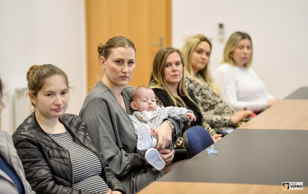 U Prelogu podijeljene naknade za 15 novorođenčadi (3)