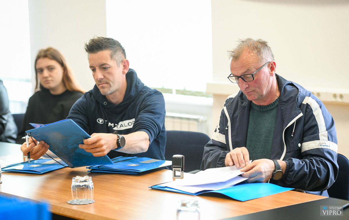 U Prelogu potpisani ugovori sa sportskim udrugama vrijedni 160 tisuća eura (5) U Prelogu potpisani ugovori sa sportskim udrugama vrijedni 160 tisuća eura