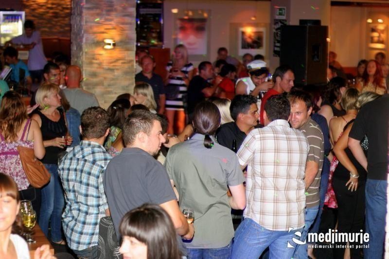 U RIKVERC PETKOM Pune čakovečke ulice i fešta u Paladinu uz Mejaše (18)