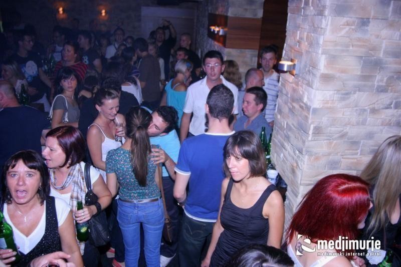 U RIKVERC PETKOM Pune čakovečke ulice i fešta u Paladinu uz Mejaše (32)