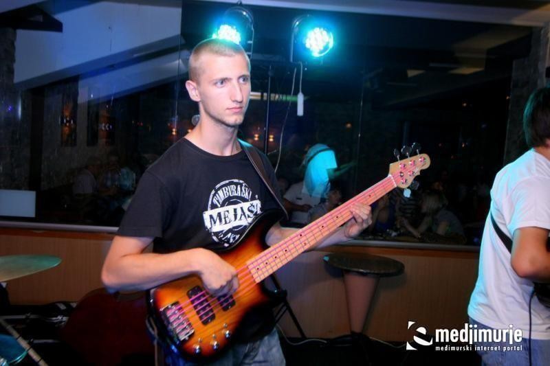 U RIKVERC PETKOM Pune čakovečke ulice i fešta u Paladinu uz Mejaše (34)