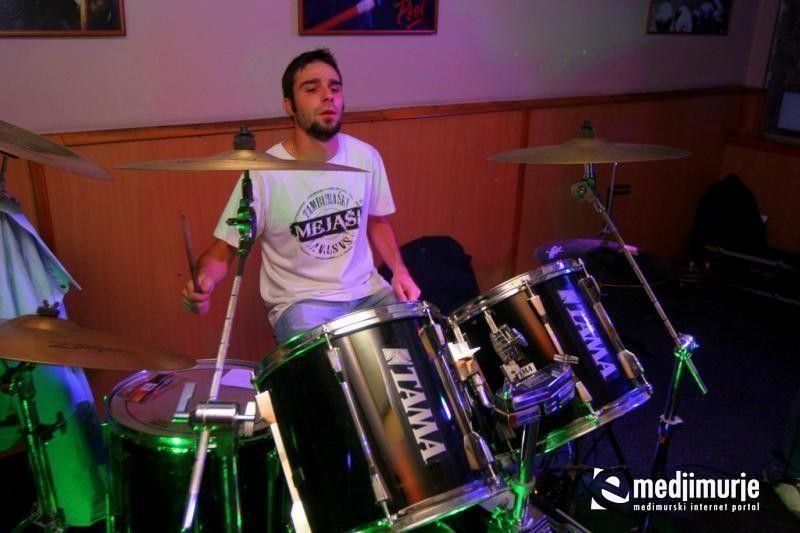 U RIKVERC PETKOM Pune čakovečke ulice i fešta u Paladinu uz Mejaše (44)