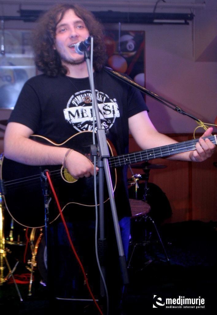 U RIKVERC PETKOM Pune čakovečke ulice i fešta u Paladinu uz Mejaše (54)