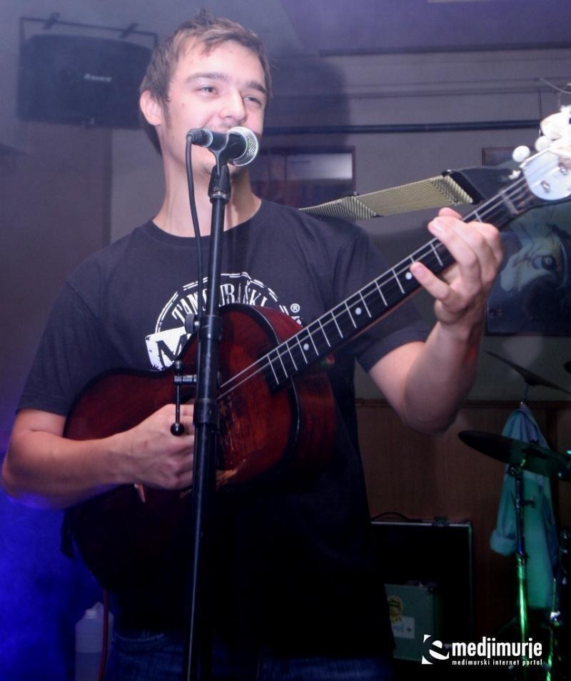 U RIKVERC PETKOM Pune čakovečke ulice i fešta u Paladinu uz Mejaše (56)