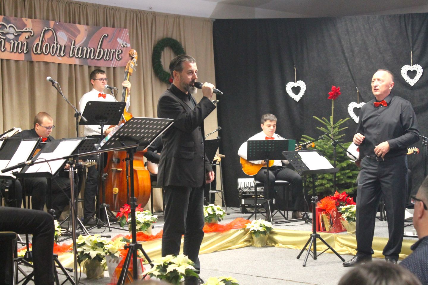 ‘U SAN MI DOĐU TAMBURE’ Četvrti samostalni koncert uz emocije, tradiciju i gromoglasan pljesak (28) ‘U SAN MI DOĐU TAMBURE’ Četvrti samostalni koncert uz emocije, tradiciju i gromoglasan pljesak (28)