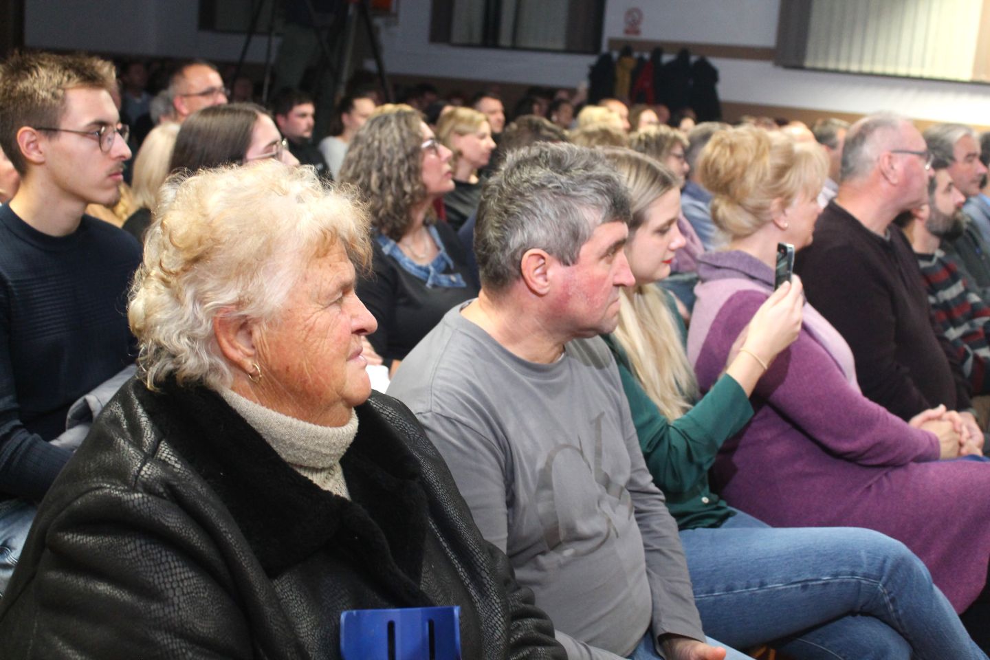 ‘U SAN MI DOĐU TAMBURE’ Četvrti samostalni koncert uz emocije, tradiciju i gromoglasan pljesak (40) ‘U SAN MI DOĐU TAMBURE’ Četvrti samostalni koncert uz emocije, tradiciju i gromoglasan pljesak (40)