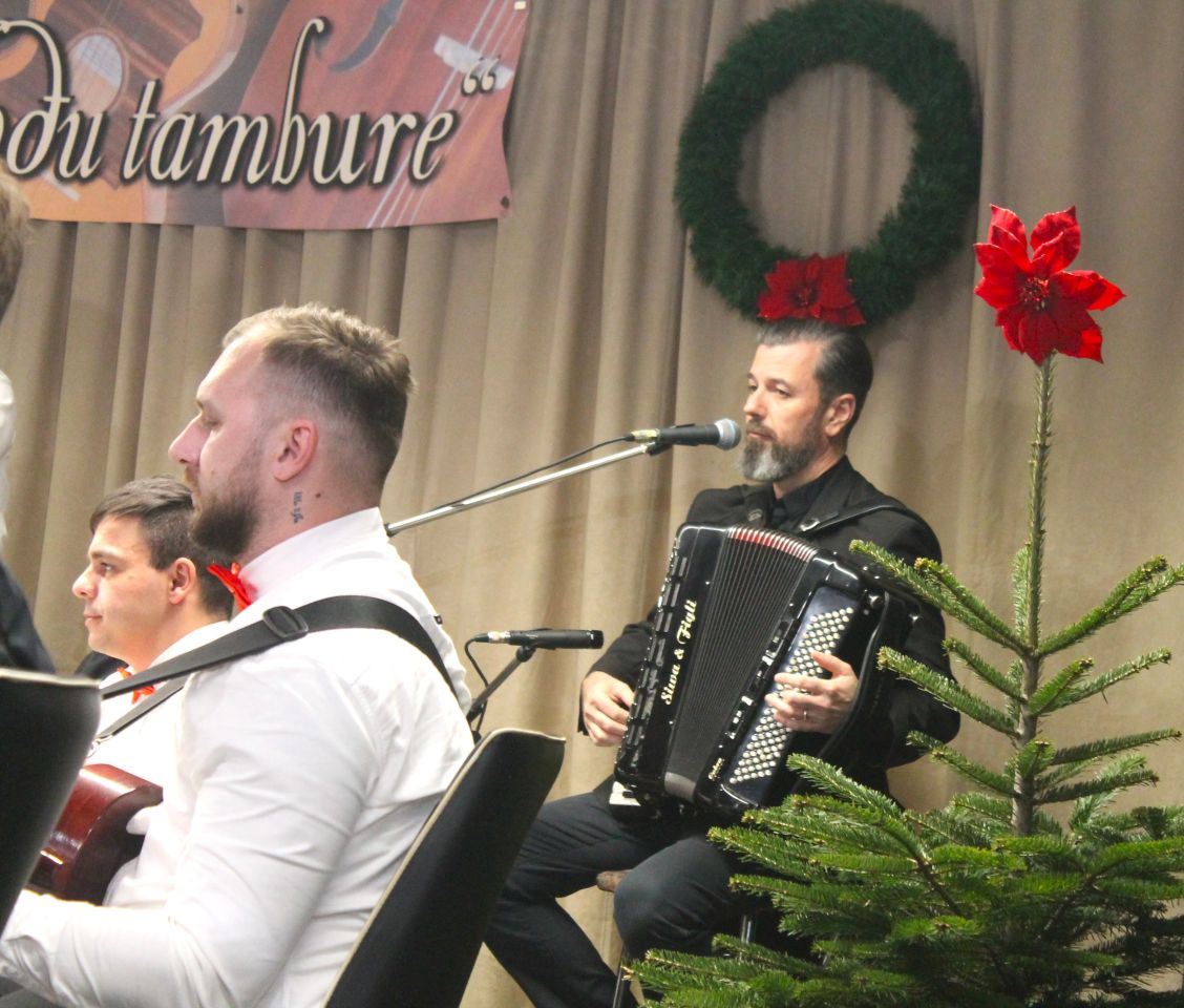 ‘U SAN MI DOĐU TAMBURE’ Četvrti samostalni koncert uz emocije, tradiciju i gromoglasan pljesak (50) ‘U SAN MI DOĐU TAMBURE’ Četvrti samostalni koncert uz emocije, tradiciju i gromoglasan pljesak (50)