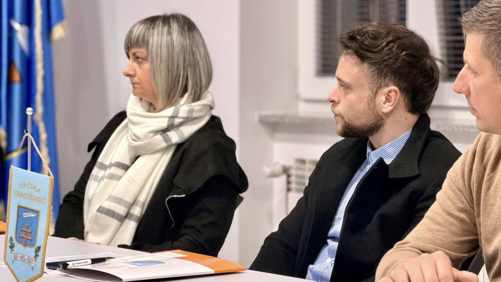 U Vratišincu potpisani ugovori o dodjeli poticaja za kupnju i gradnju nekretnina (1)