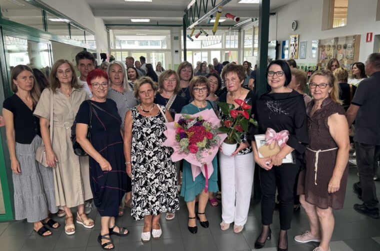 UČITELJICA NADA ČREP Nakon 40 godina rada u školi odlazi u zasluženu mirovinu (1)
