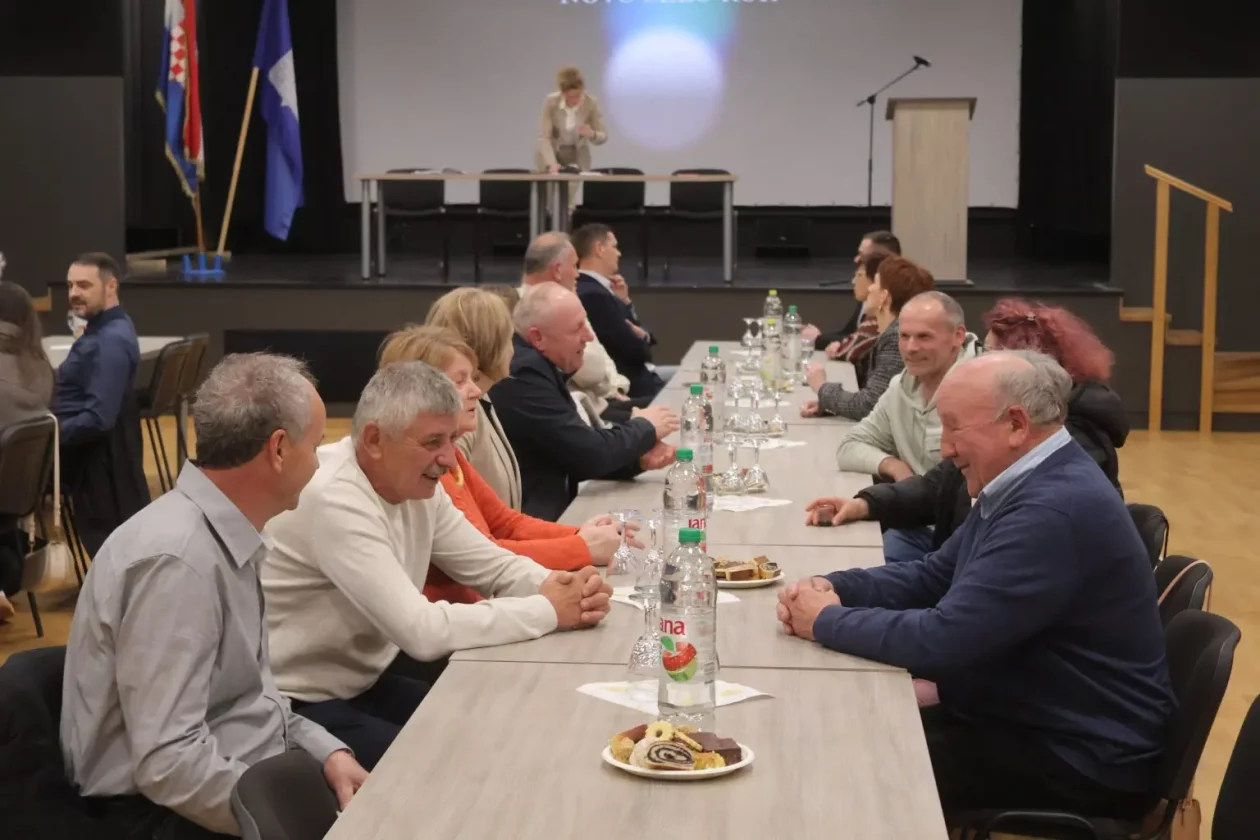 UDRUGA NOVO SELO ROK skupština (14) UDRUGA NOVO SELO ROK skupština (14)